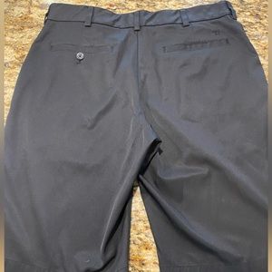 Black Walter Hagen golf shorts, size 32